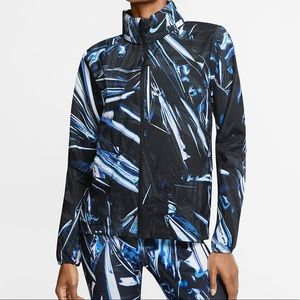 New Nike shield jacket windbreaker rain jacket $150